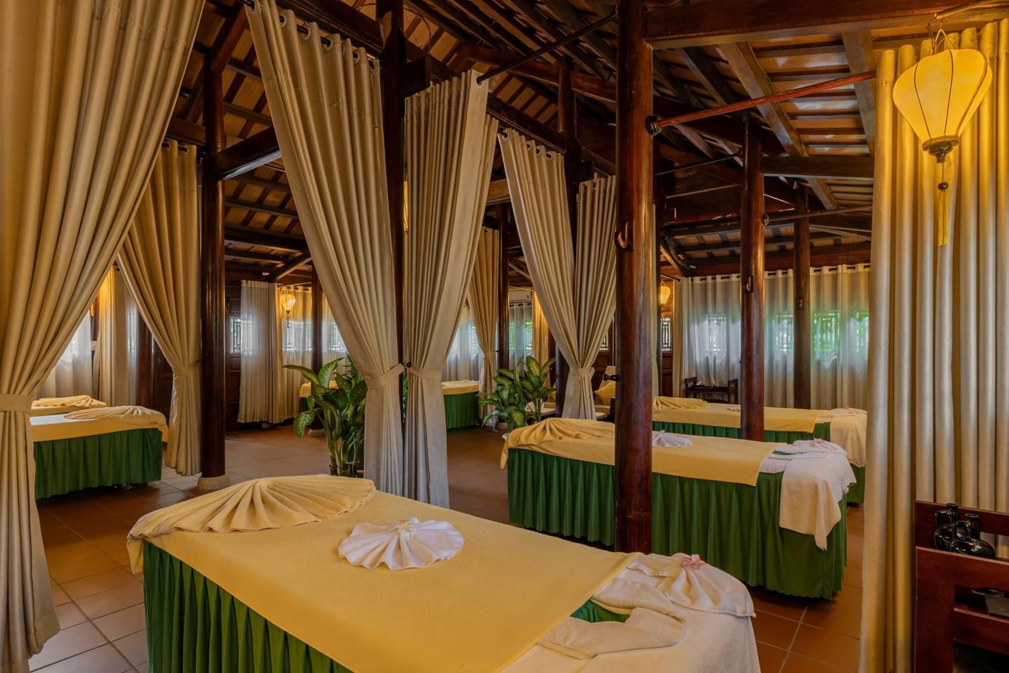 Rivertown Hoi An Resort & Spa Bagian luar foto A spa in Vietnam